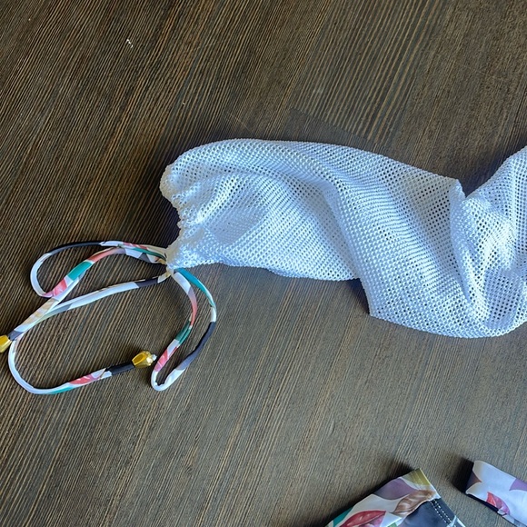 V- Neck One Piece Mesh Long Sleeve Swimwear NWT - Picture 8 of 9